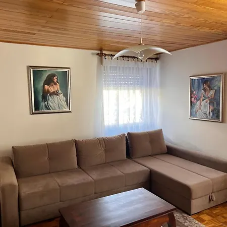 Apartman Kosuta Jahorina Apartamento *